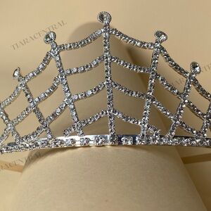 Elegant Silver Spiderweb Tiara with combs